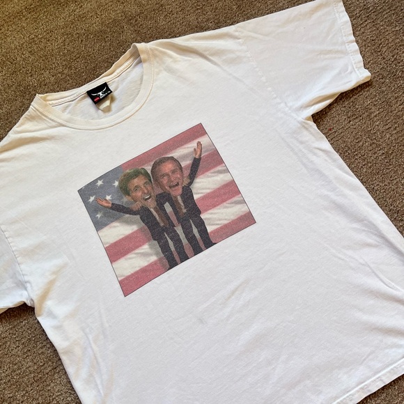 VTG ‘04 George W Bush & John Kerry White Tee - Picture 4 of 5